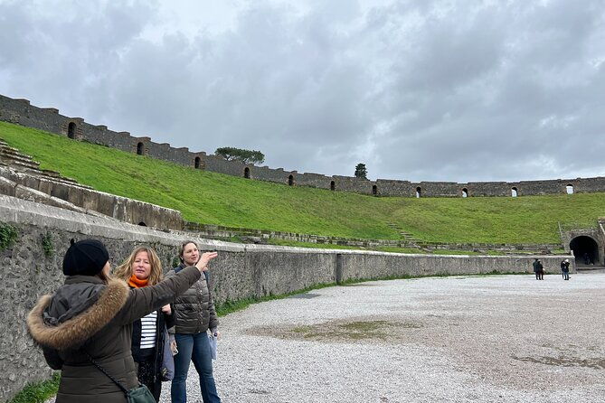 best-of-pompeii-small-group-guided-tour-with-tickets