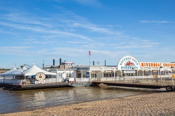 best-of-st-louis-small-group-tour-w-st-louis-arch-river-cruise