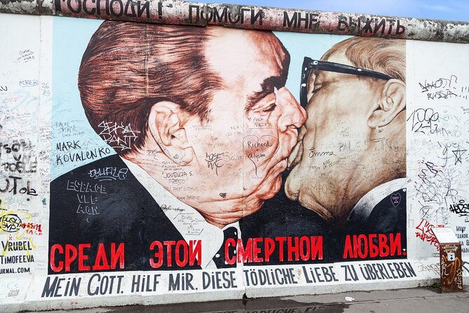 bike-tour-of-berlin-top-attractions-with-private-guide