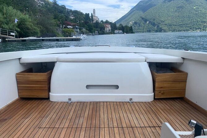 boat-tour-on-lake-como-2-hours
