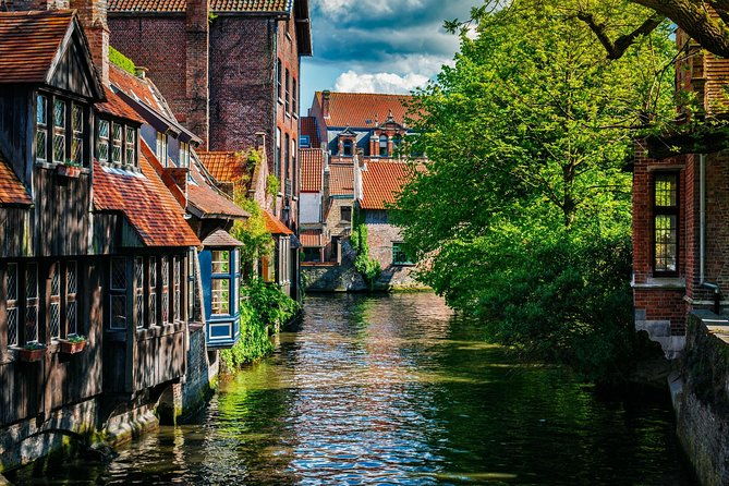 bruges-audio-guided-or-guided-day-trip-with-canal-cruise-option-from-paris