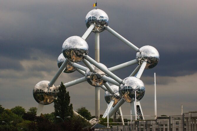 brussels-highlights-walking-and-bus-tour-w-waffle-2