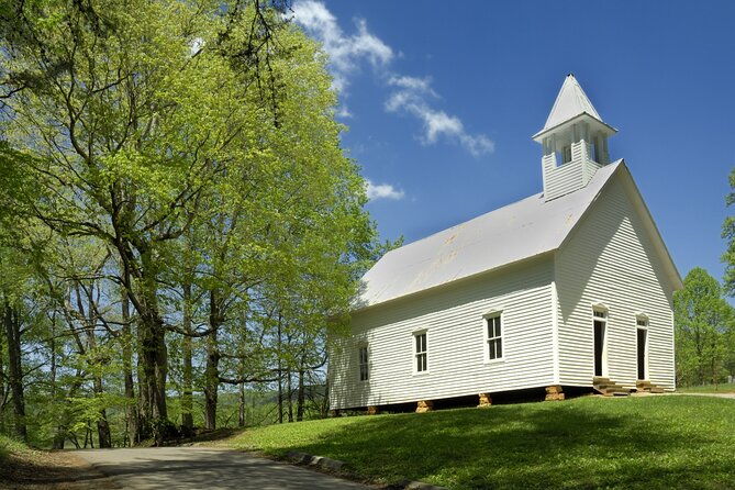 cades-cove-sightseeing-self-guided-driving-audio-tour