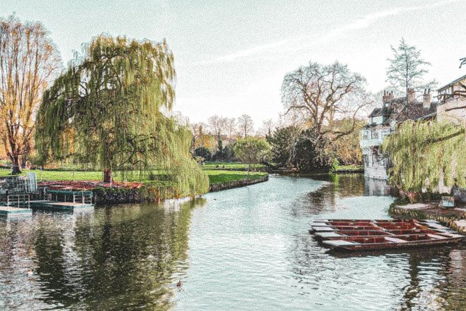 cambridges-history-secrets-with-self-guided-walking-tours-2