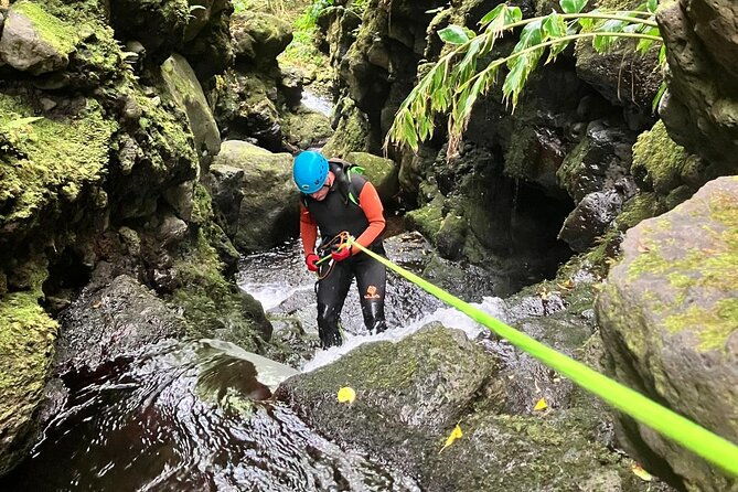 canyoning-lower-ilheus-flores-island-2
