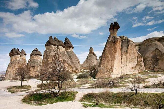 cappadocia-red-tour-with-open-air-museum-and-expert-tour-guide