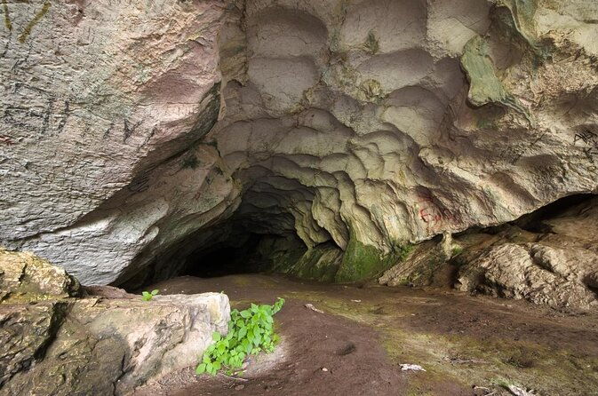 cave-of-pellumbas-canyons-castles-hiking-tour-includes-lunch