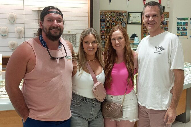 champagne-and-diamond-shopping-experience-in-downtown-bahamas