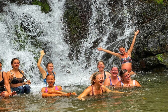 chocolate-experience-waterfall-and-cultural-lunch-in-local-home