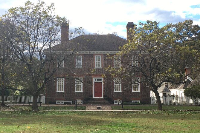 colonial-history-tour-in-williamsburg-virginia