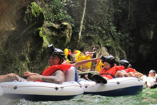 combo-tour-cave-tubing-and-xunantunich-mayan-site-fun-day-in-belize