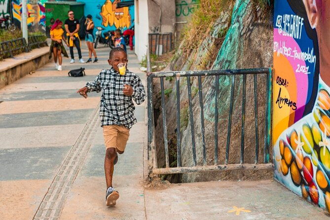 comuna-13-private-experience-5h