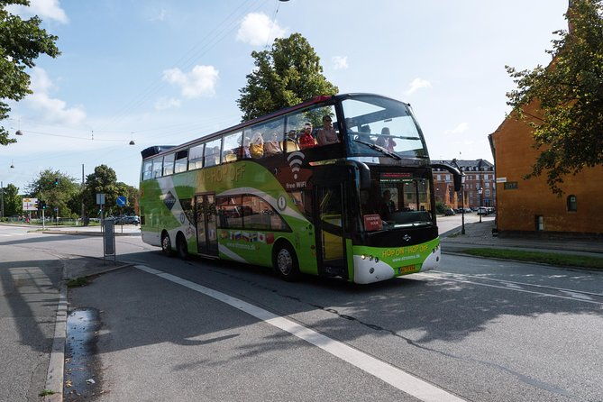 copenhagen-highlights-hop-on-hop-off-bus-classic-copenhagen-2