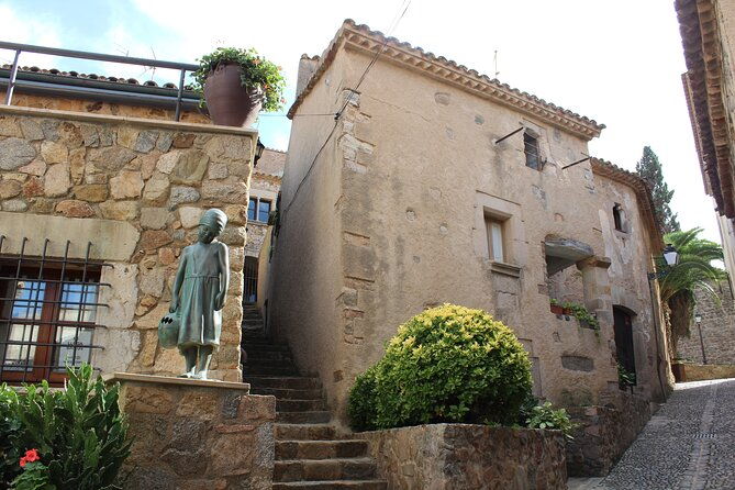 costa-brava-beach-trip-from-barcelona-to-tossa-de-mar