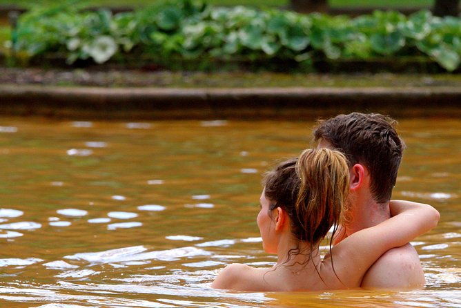 couples-private-hybrid-4x4-tour-furnas-inc-hot-springs-and-3-course-lunch-3