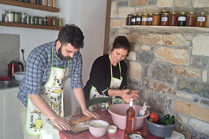cretan-flavors-cooking-lessons-and-wine-tasting-small-group-2