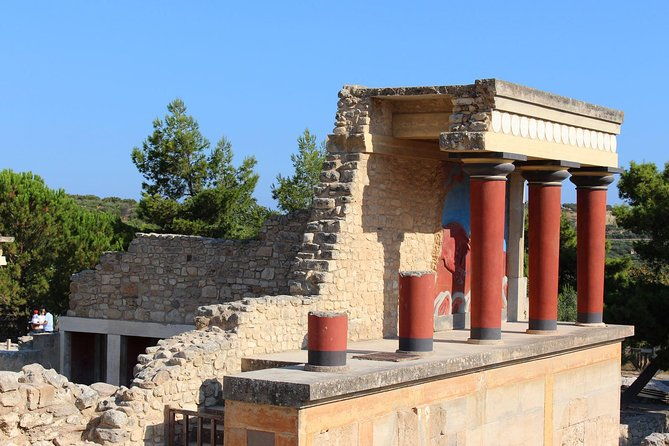 crete-minoan-discovery-tour-with-knossos-palace-heraklion-and-live-dance-show-2