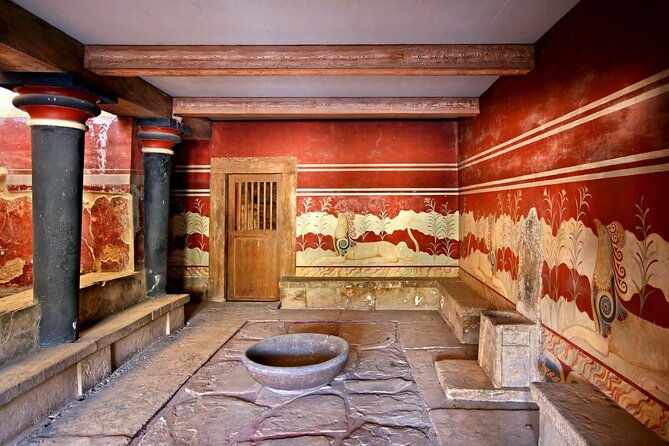 crete-shore-trip-knossos-palace-from-heraklion-iraklion-port