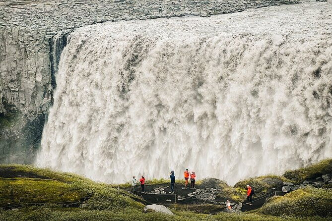 cruise-tour-godafoss-and-myvatn-lake-and-dettifoss-small-group