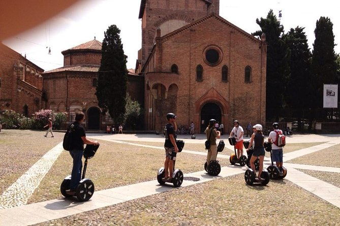 cstrents-bologna-segway-pt-authorized-tour