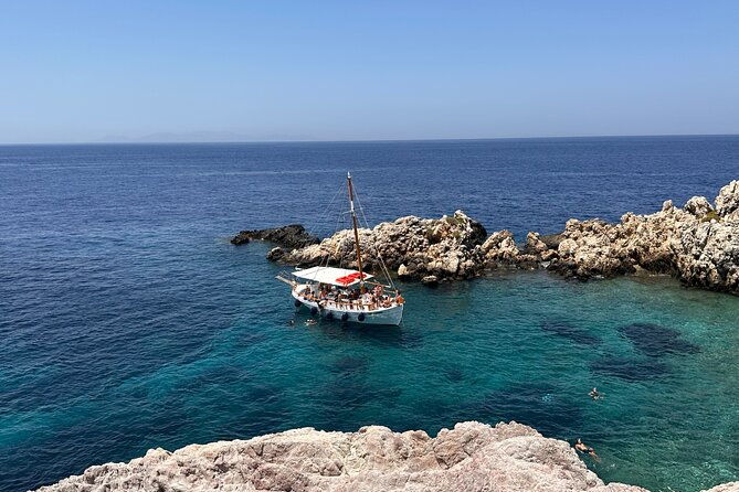 daily-boat-trip-antiparos-despotico-2