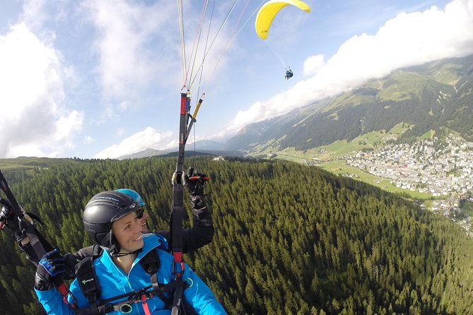 davos-paragliding-private-tandem-pilot-half-day