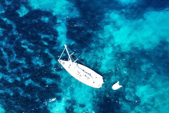day-cruise-by-sailboat-route-bari-and-its-coastline-2