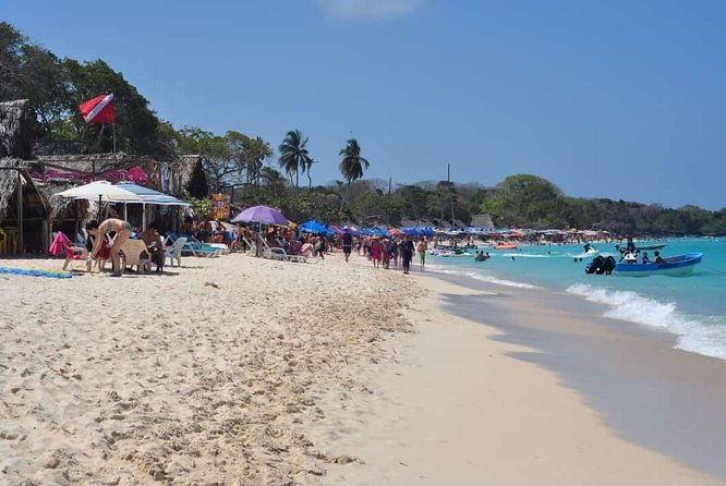 day-trip-to-playa-blanca-baru-by-land
