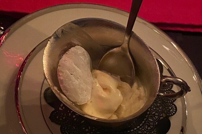 dessert-with-death-in-charleston-2