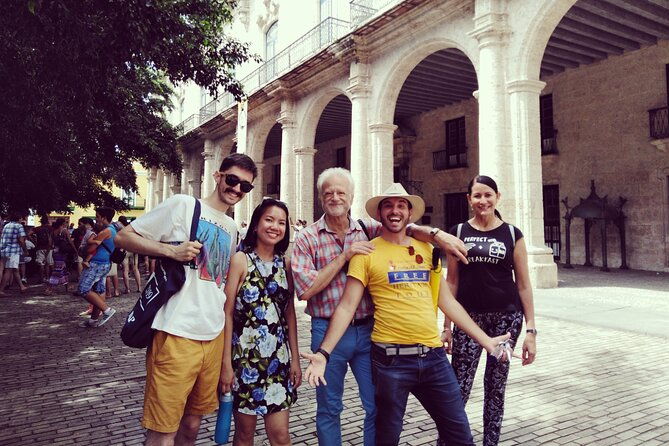 discover-casco-viejo-secrets