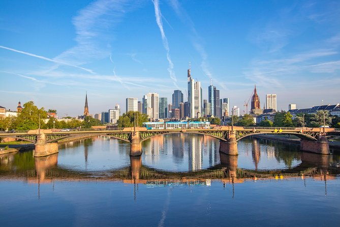 discover-frankfurts-most-photogenic-spots-with-a-local