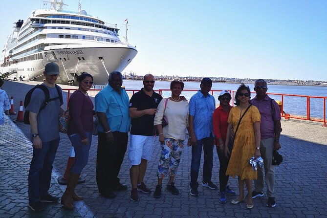 discover-montevideo-in-a-small-group-unique-cruise-experience