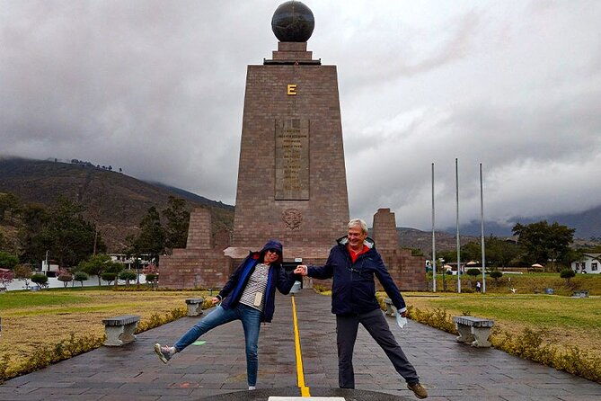 discover-quito-city-tour-middle-of-the-world
