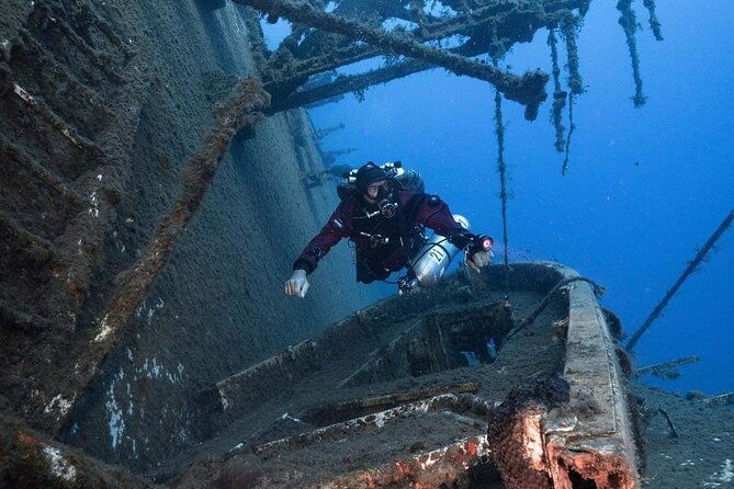 dive-the-rock-scuba-diving-experience-in-protaras