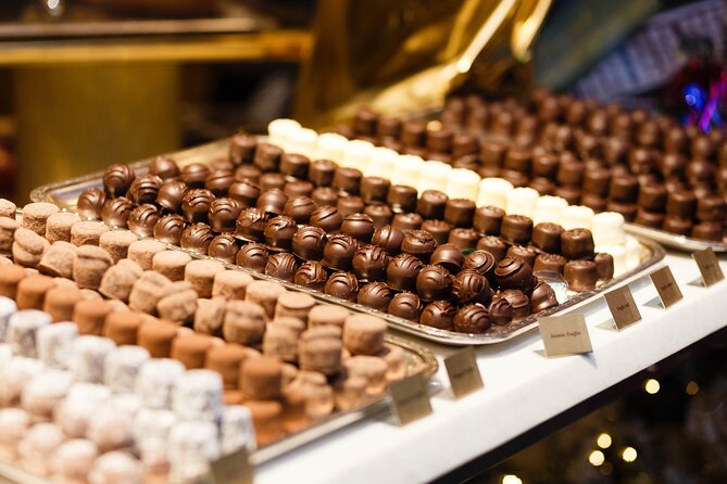 downtown-boat-cable-car-ride-and-lindt-museum-tour-with-lunch