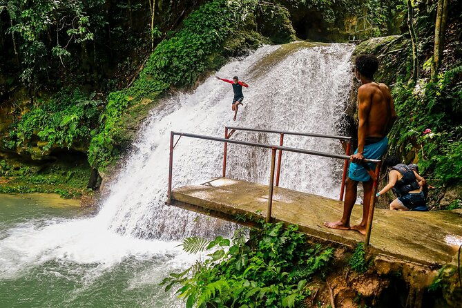 dunns-river-falls-blue-hole-combo-tour-from-ocho-rios-2