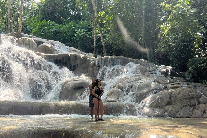 dunns-river-falls-jamaica-montego-bay-falmouth