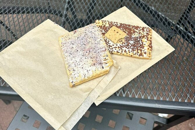 eastern-market-neighborhood-food-tour-5-food-stops-dessert-2
