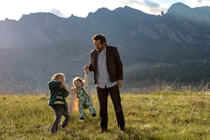 easy-hiking-photoshoot-with-majestic-views
