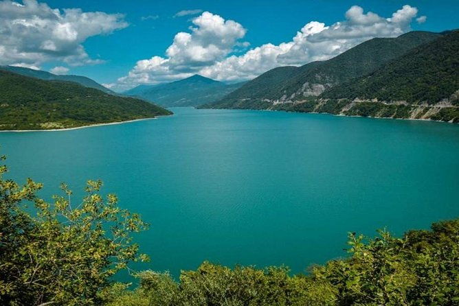 %ef%b8%8fprivate-full-day-tour-to-mtskheta-and-kazbegistepantsminda-from-tbilisi-2