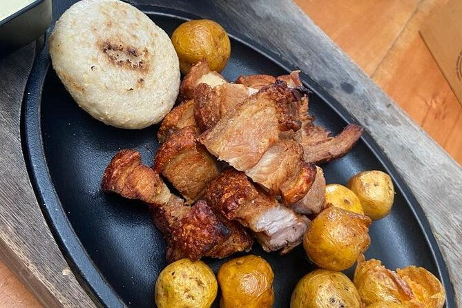 embark-on-a-culinary-adventure-taste-heritage-cuisine-medellin