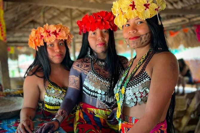 embera-village-waterfalls-and-alajuela-lake-with-lunch-included