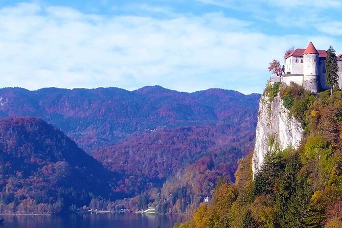 enjoy-the-boat-ride-on-lake-bled-and-castle