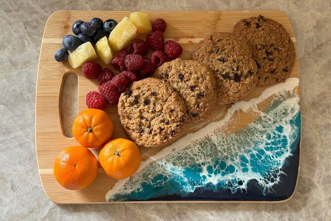 epoxy-resin-cheese-board-art-class