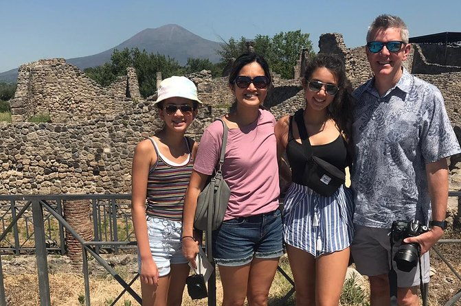 exclusive-shore-excursion-from-naples-cruise-terminal-to-pompeii-amalfi-coast-4