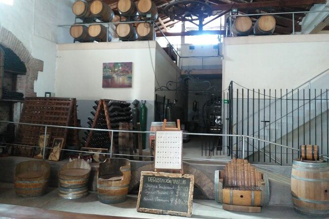 excursion-of-3-wineries-and-1-olive-oil-mill-with-tasting