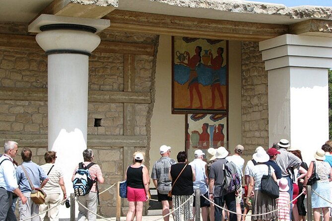 experience-of-olive-oil-tasting-crete-visit-the-knossos-palace