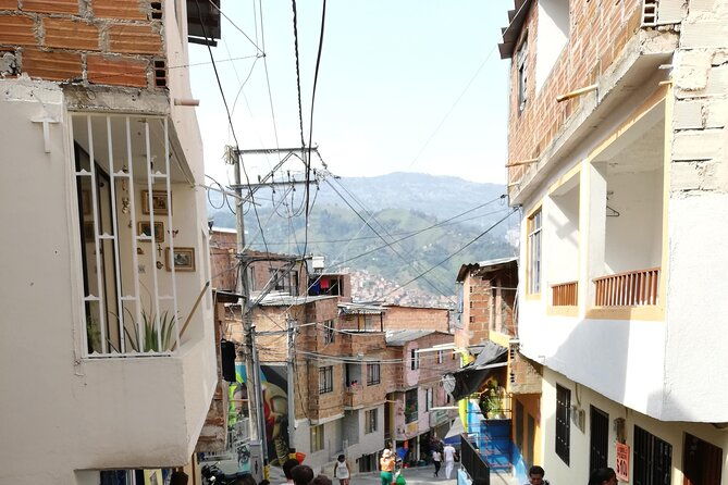 experience-the-art-culture-and-history-of-medellin-private-comprehensive-tour