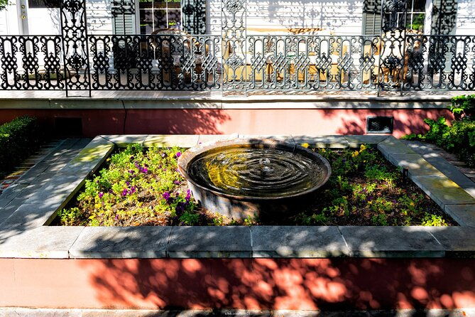 explore-new-orleans-garden-district-private-2-hour-walking-tour