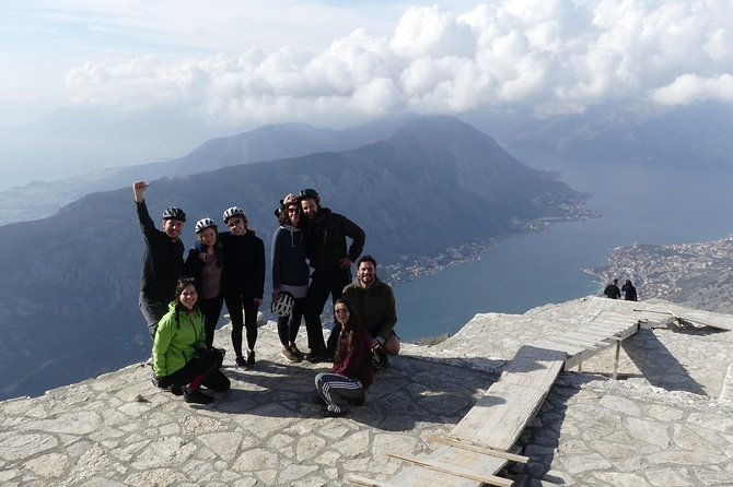 express-cable-car-ascent-25turns-epic-bike-descent